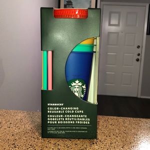 COPY - Starbucks Color-Changing cups